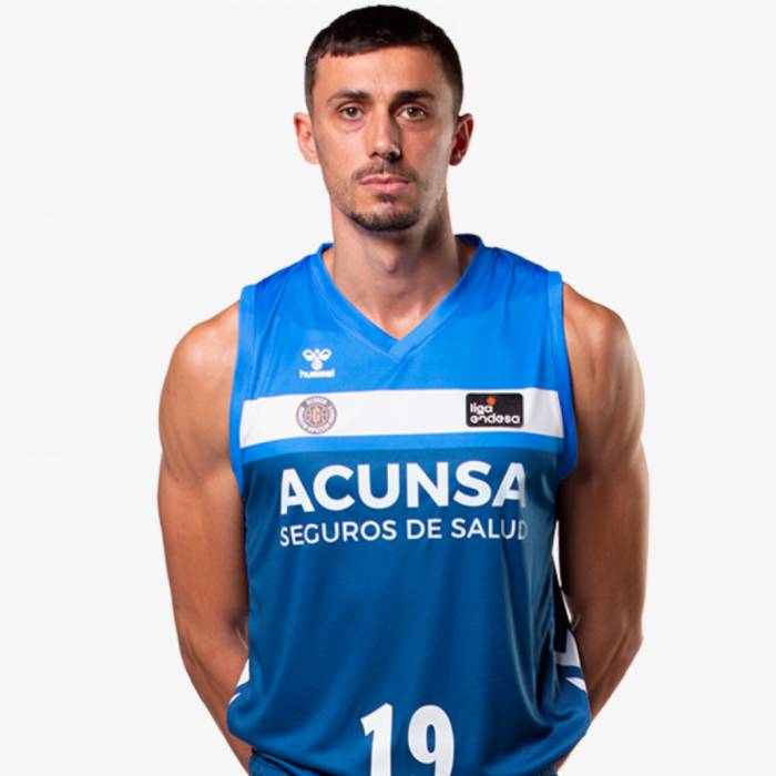 Photo of Pere Tomas, 2020-2021 season