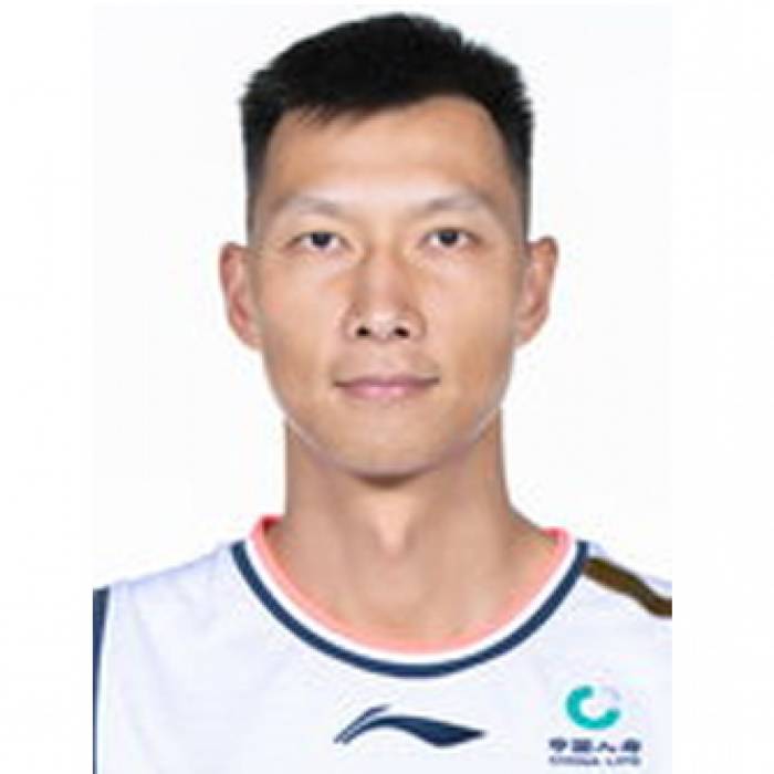 Photo of Yi Jianlian, 2019-2020 season