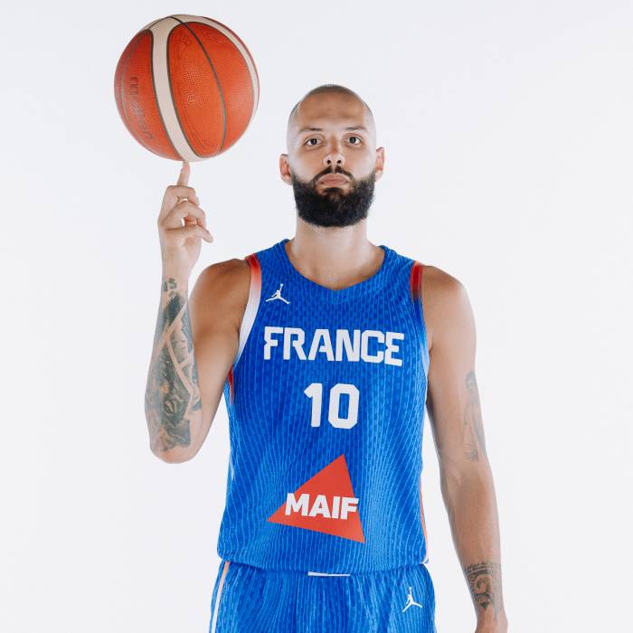 Photo of Evan Fournier, 2023-2024 season