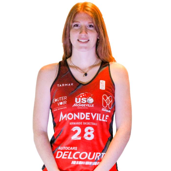 Photo of Louise Bussiere, 2022-2023 season